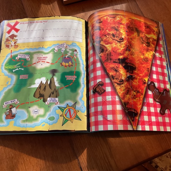 Paper Airplane Book. - Picture 7 of 8